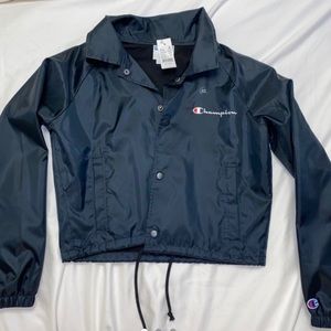 Champion women’s cropped buttoned jacket